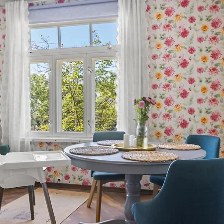 Child-friendly In Kadriorg Apartman *