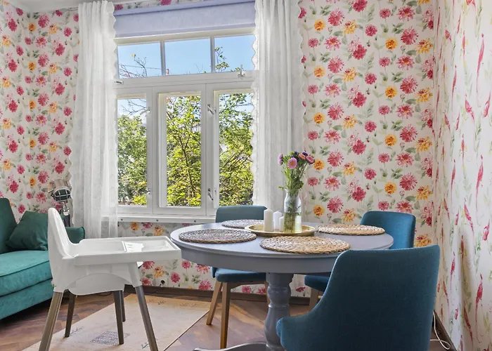 Child-friendly In Kadriorg 아파트 *